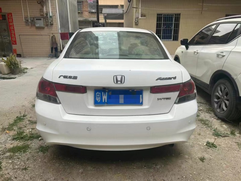 广州10年本田雅阁8