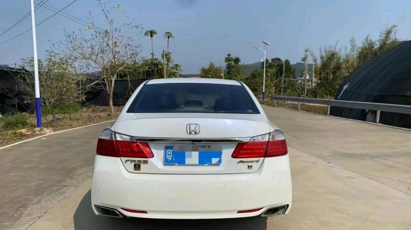 广州15年本田雅阁6