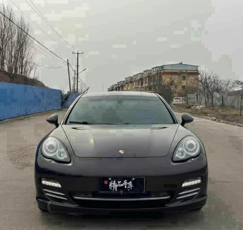 濟寧13年保時捷帕拉梅拉1