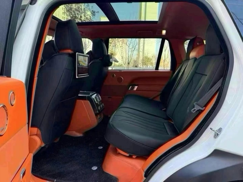 济宁18年路虎揽胜行政6