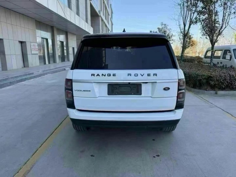 济宁18年路虎揽胜行政9