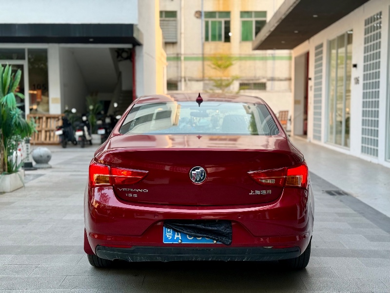 广州15年别克威朗5