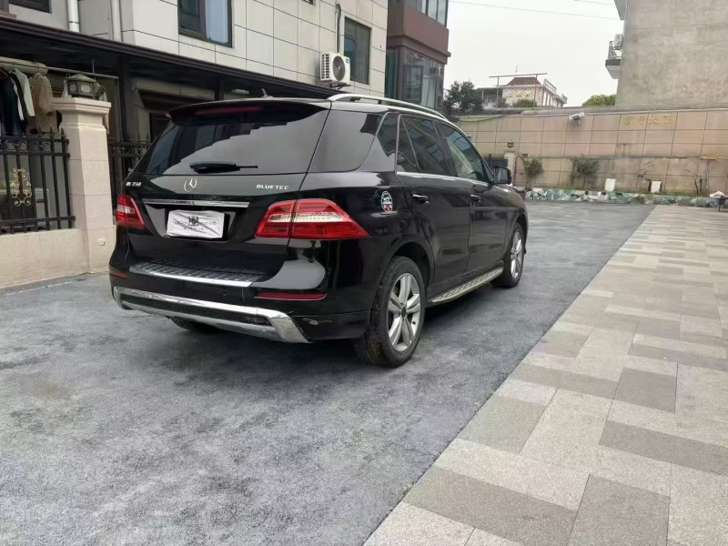 济宁15年奔驰ML9