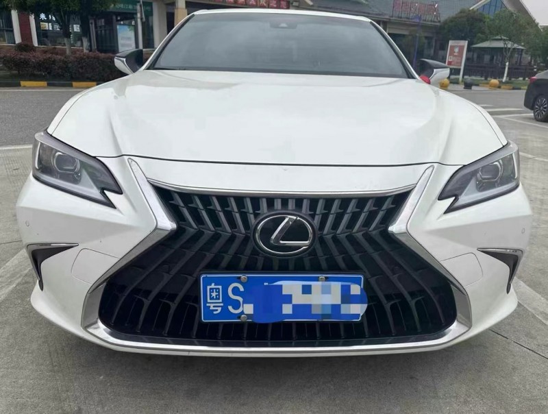 广州24年雷克萨斯ES1