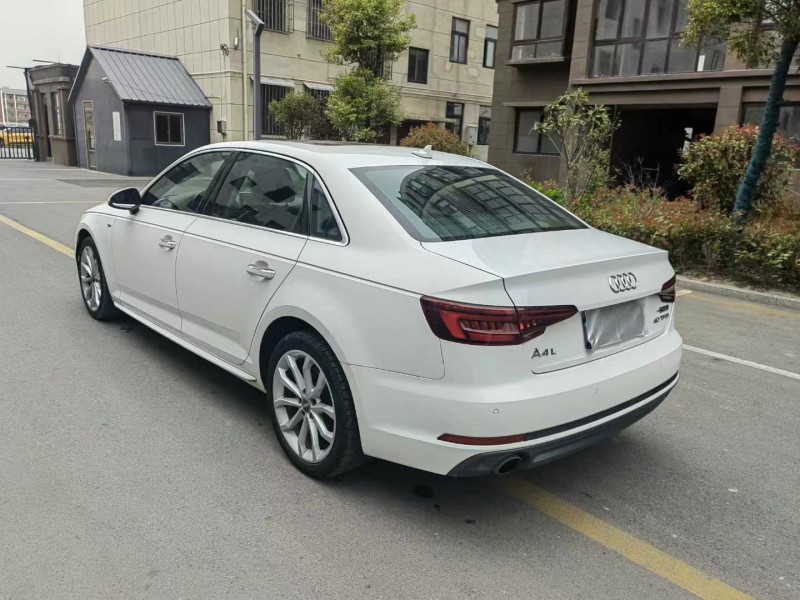 徐州18年奥迪A4L7