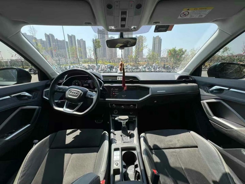 东莞21年奥迪Q36