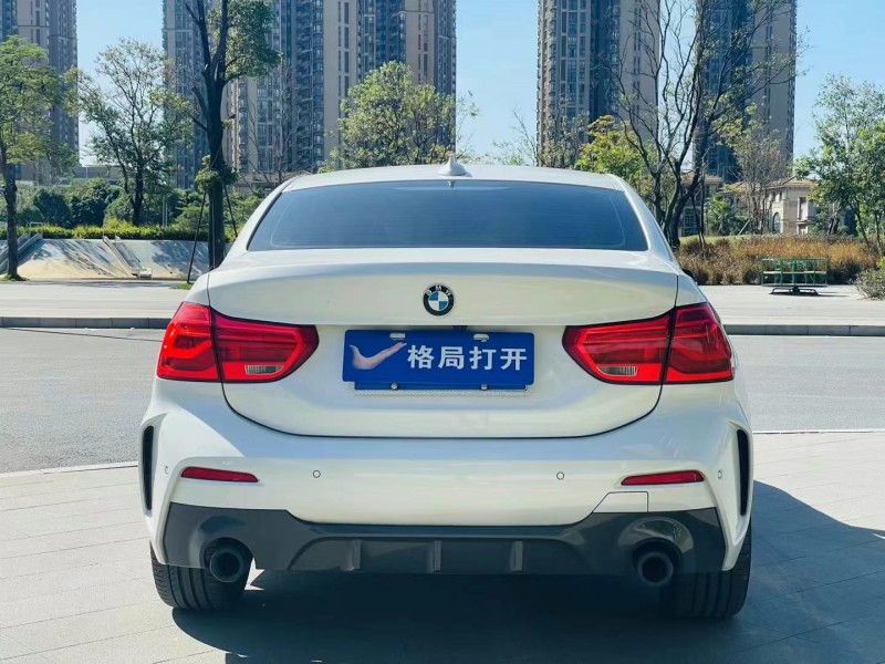 东莞22年宝马1系9