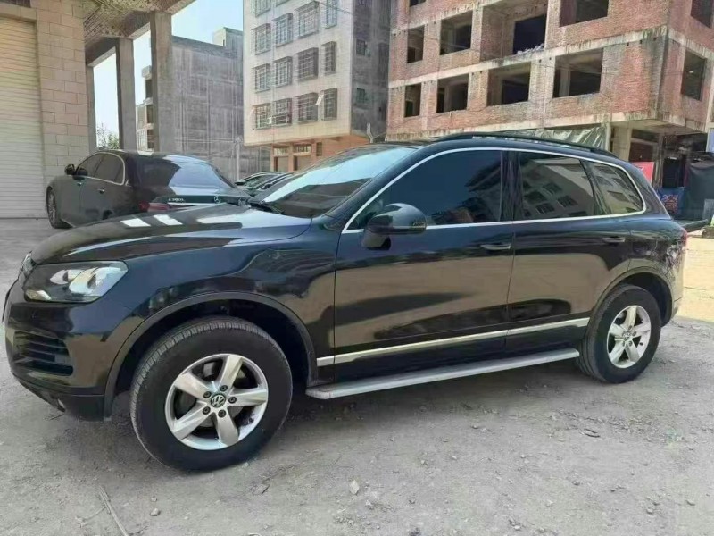 南宁14年大众途锐2