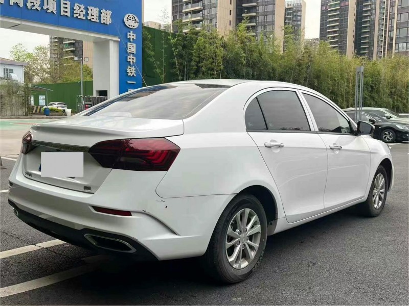 东莞22年吉利帝豪8