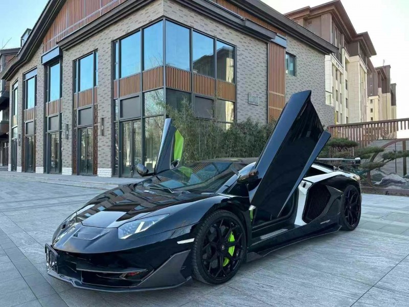 唐山13年蘭博基尼Aventador5