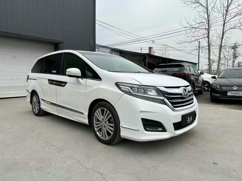 徐州17年本田艾力绅2