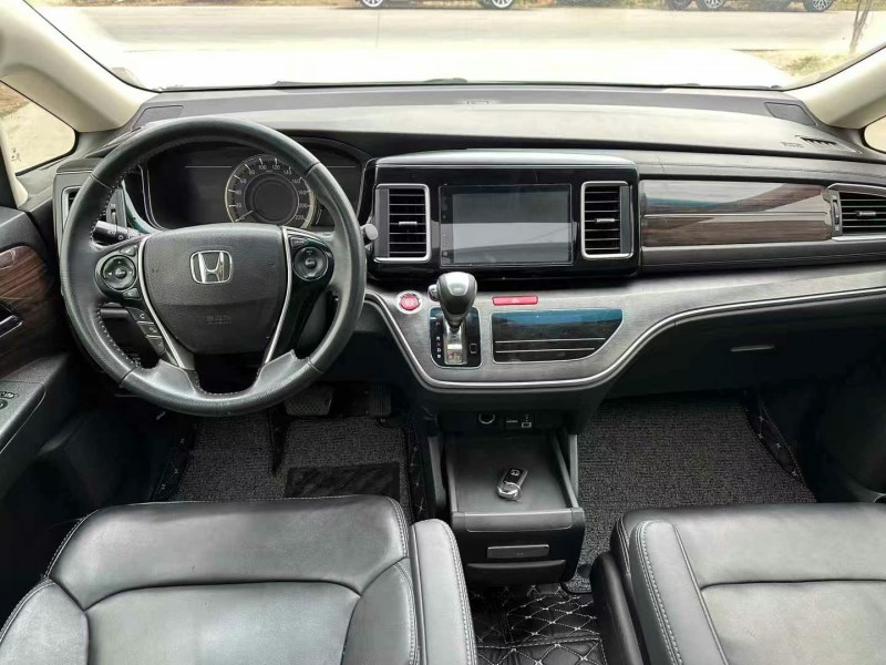 徐州17年本田艾力绅5