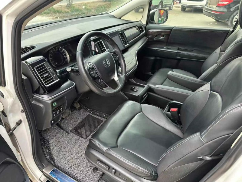 徐州17年本田艾力绅6