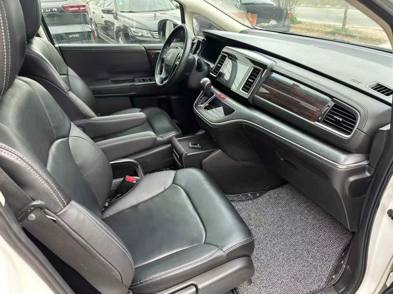 徐州17年本田艾力绅7