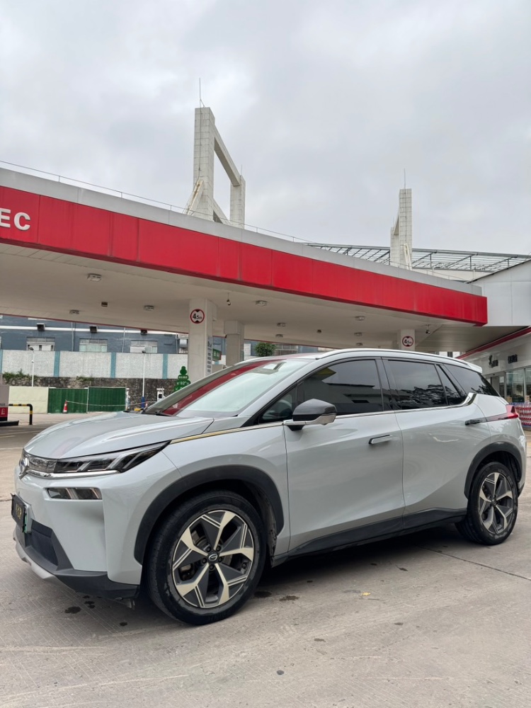 东莞20年传祺埃安V3