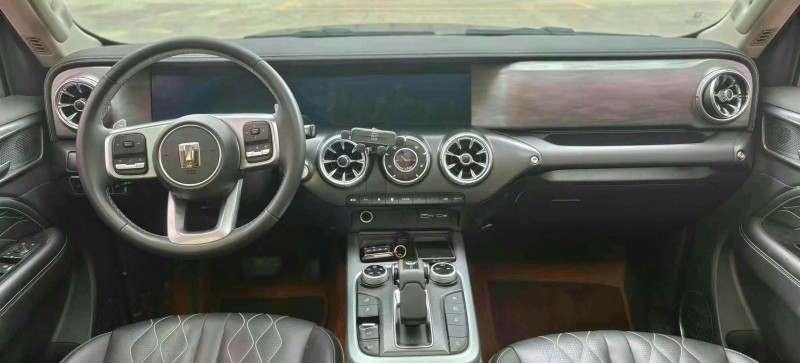濟寧23年長城汽車坦克6