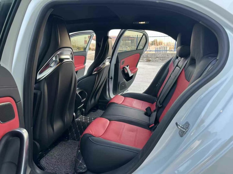 徐州23年奔驰AMG7