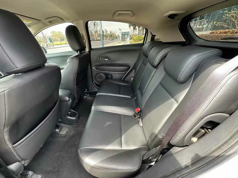 东莞22年本田缤智5