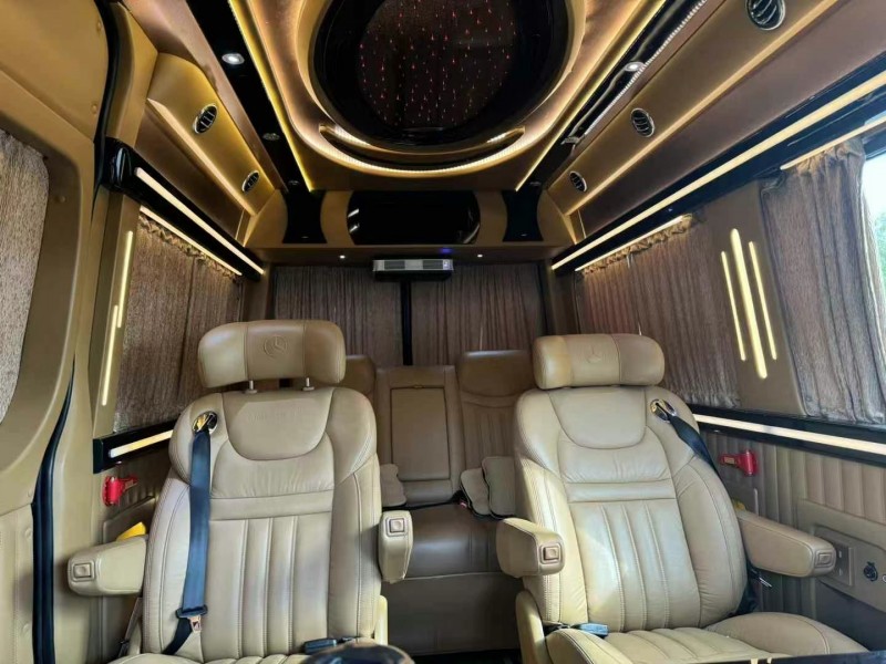 东莞16年奔驰斯宾特6