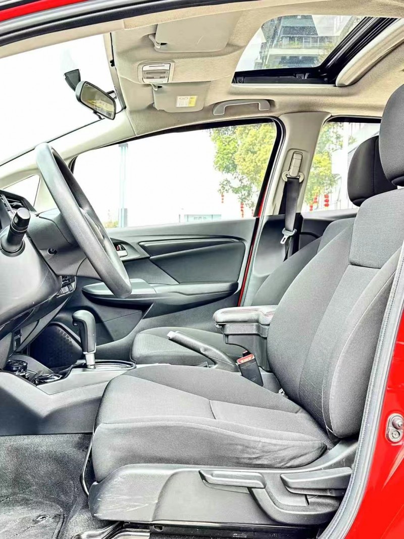 东莞18年本田飞度4