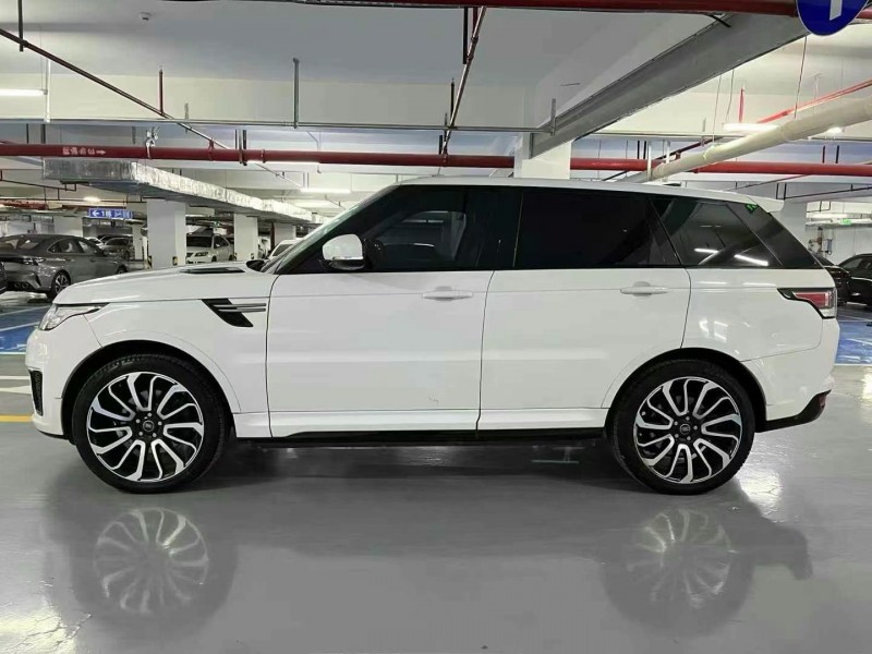 广州18年路虎揽胜运动7