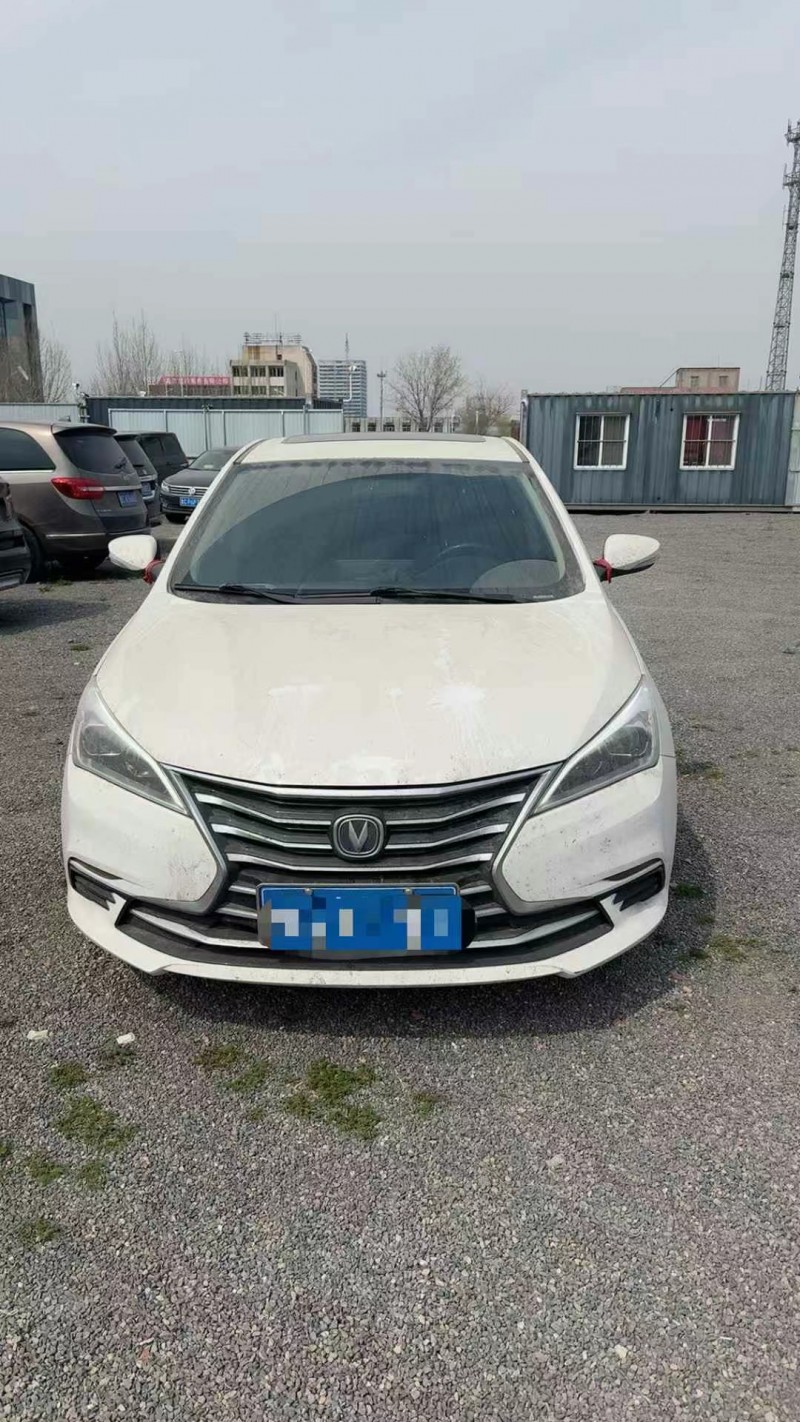 臨沂19年長安汽車逸動1
