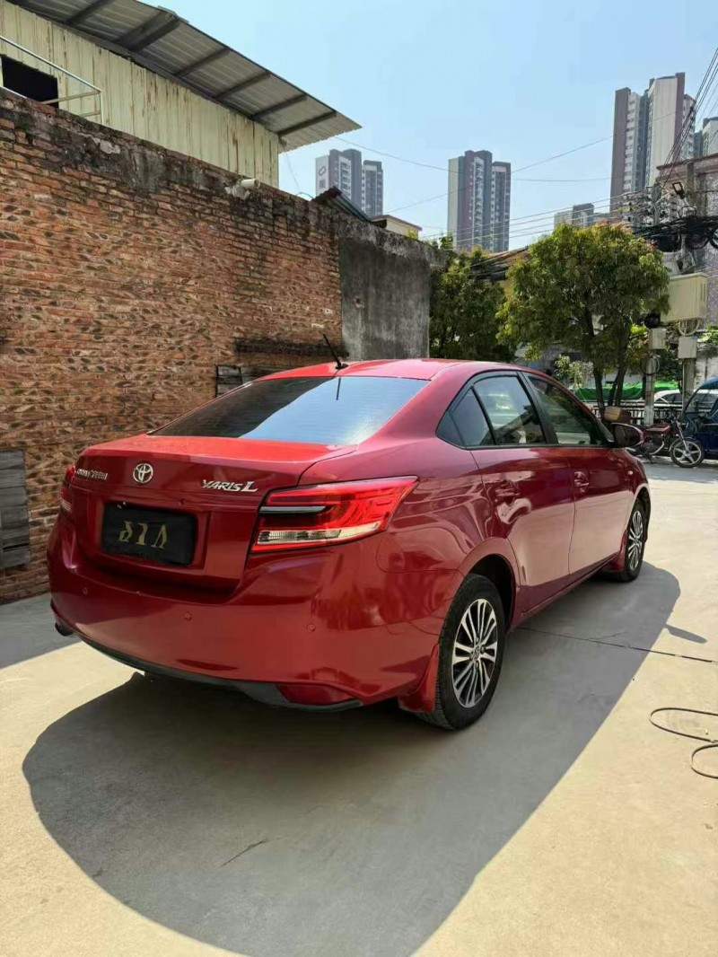 中山17年豐田YARiS L 致享9
