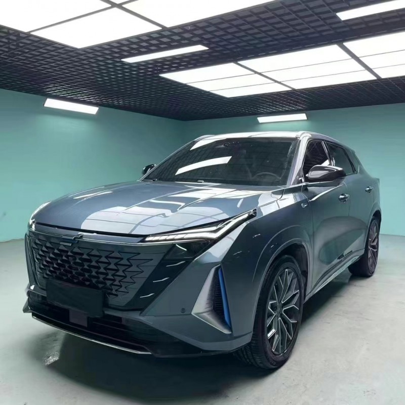 成都24年長安汽車歐尚2