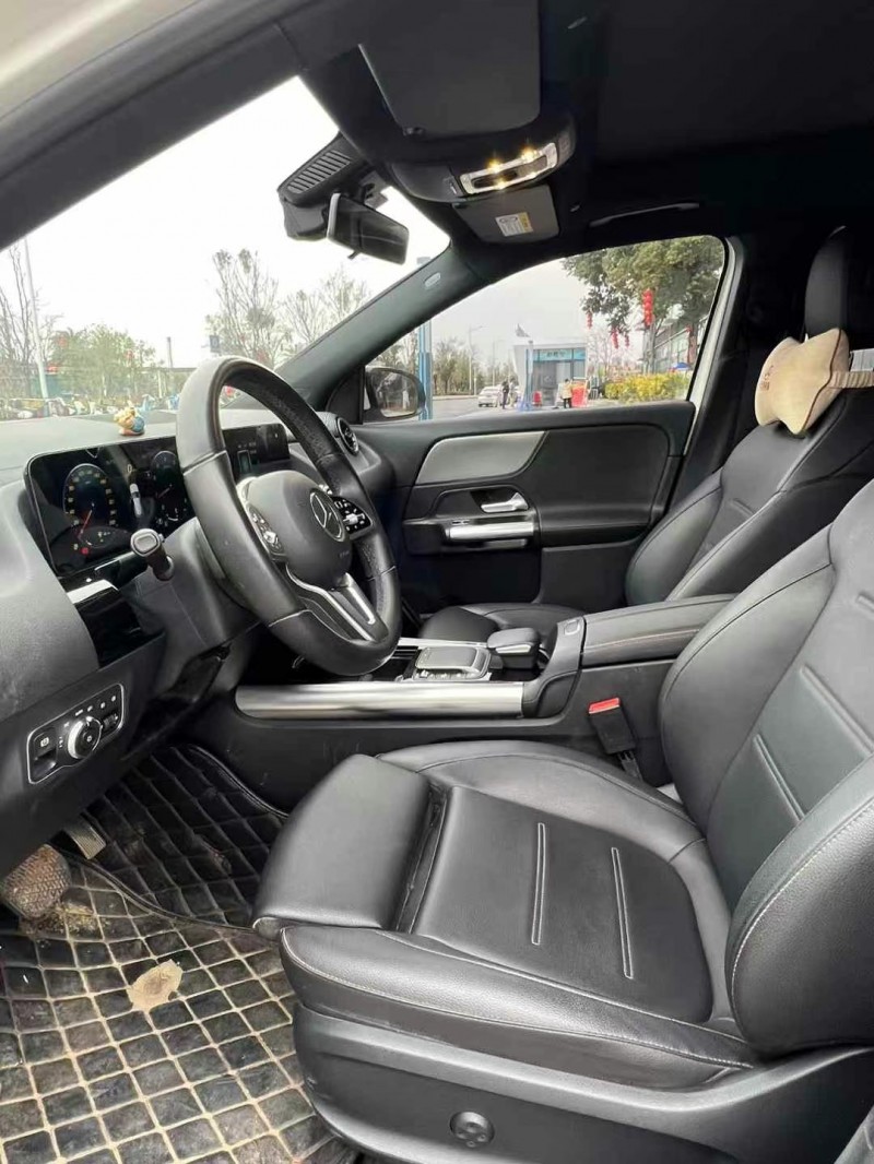 东莞21年奔驰GLA4