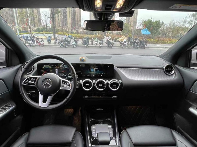 东莞21年奔驰GLA5