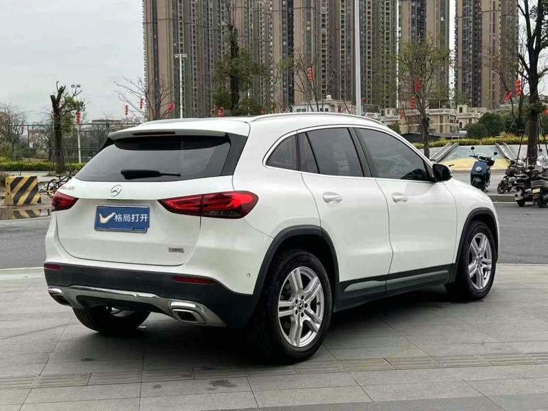 东莞21年奔驰GLA7