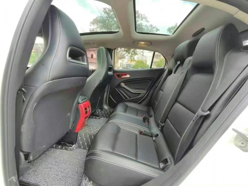 广州19年奔驰GLA6