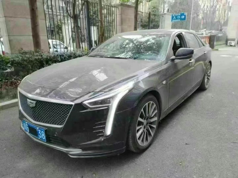 瀘州20年凱迪拉克CT62