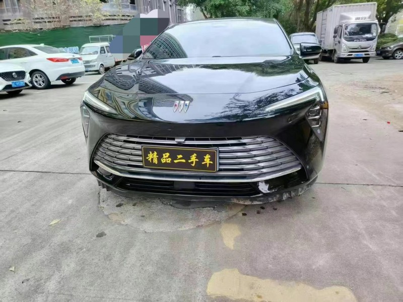 广州23年别克君越1