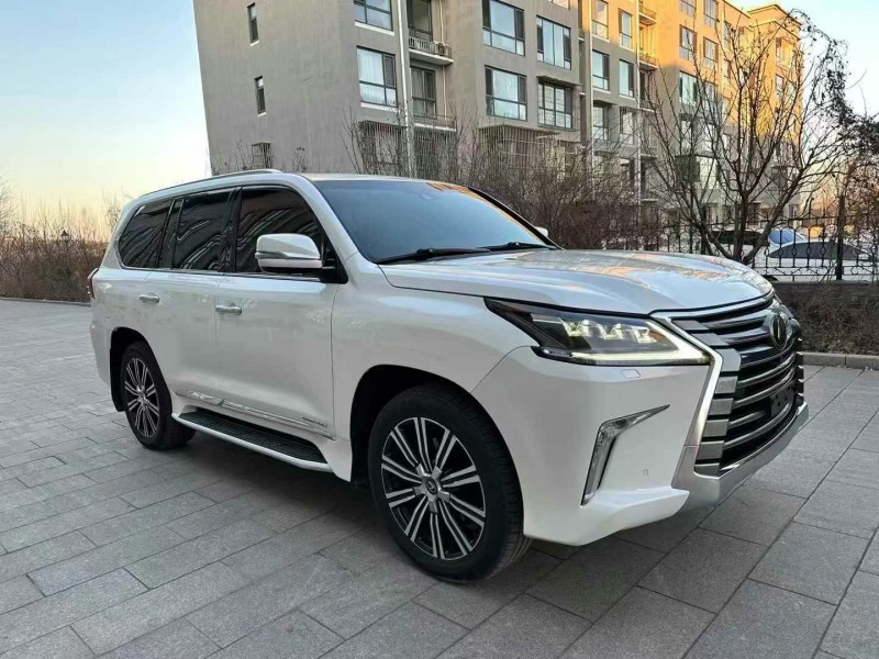广州19年雷克萨斯LX2