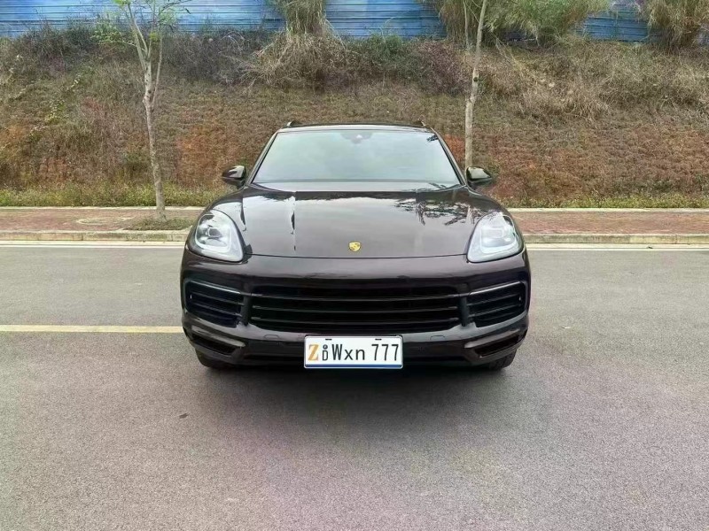 南寧20年保時捷卡宴1