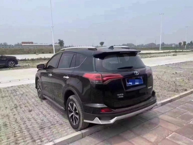 菏澤19年豐田RAV4榮放8