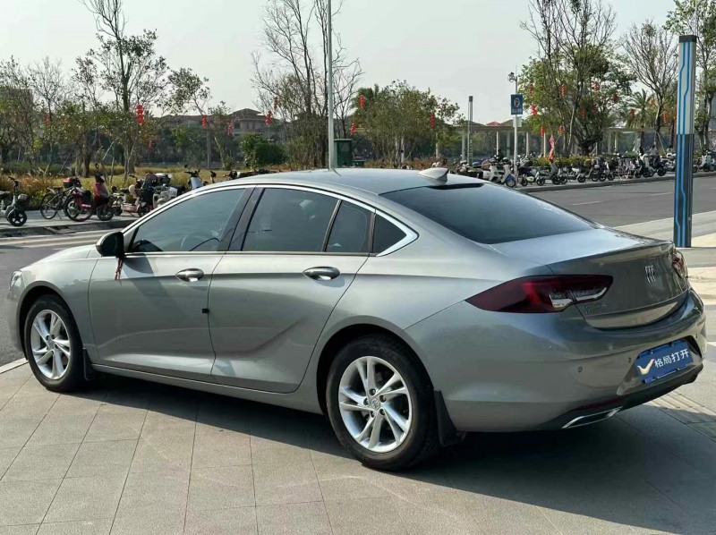 东莞24年别克君威8