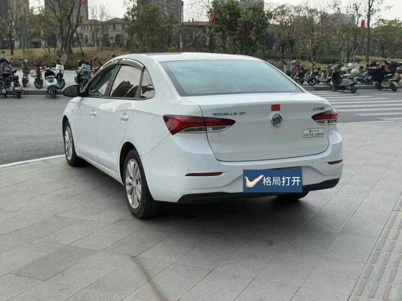东莞21年别克英朗8