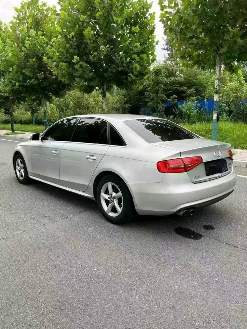 宿遷13年奧迪A4L8