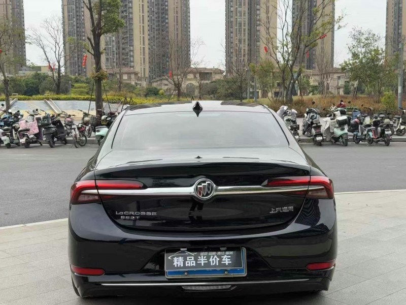 东莞21年别克君越9