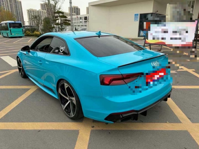 济宁19年奥迪A57