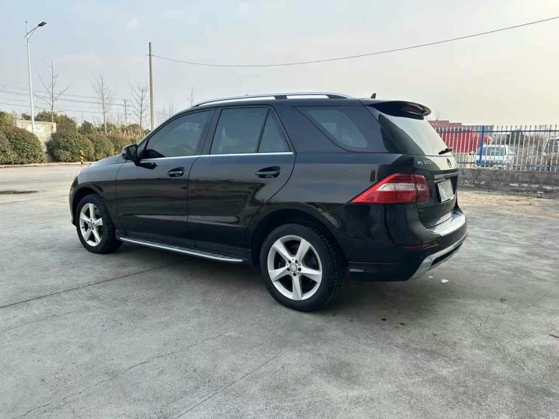 徐州14年奔驰ML8