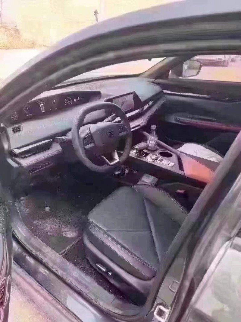 菏澤23年長安汽車UNI4
