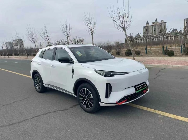 滄州25年長安汽車啟源3