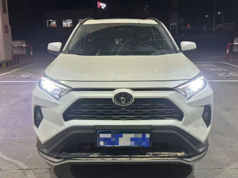 益陽20年豐田RAV4榮放1