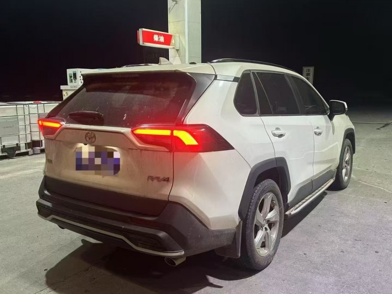 益陽20年豐田RAV4榮放7