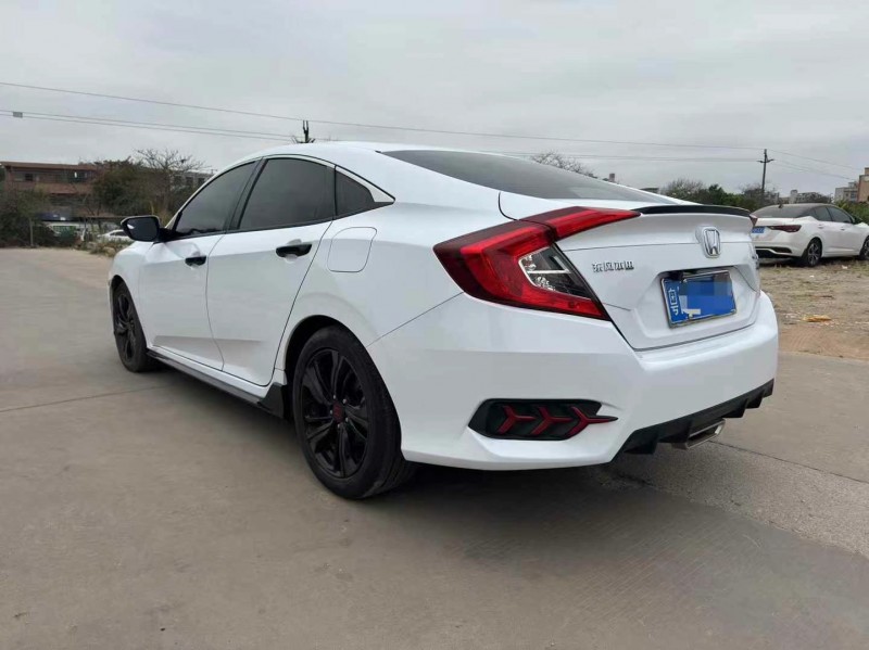 广州21年本田思域4