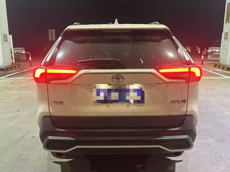 益陽20年豐田RAV4榮放9