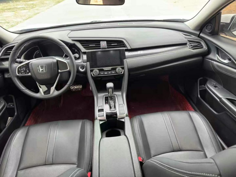 广州21年本田思域8